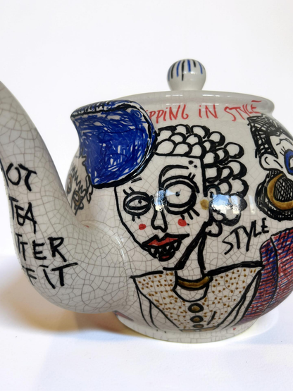 Couture & Cups - Teapot
